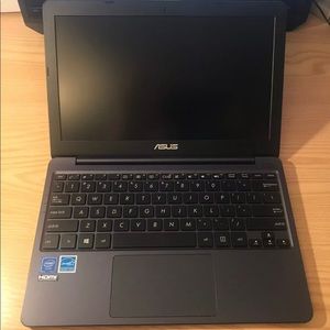 Asus Laptop E203MA
